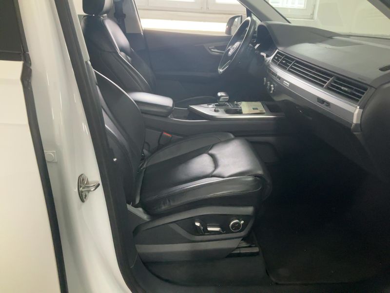 Audi Q7 3.0 V6 TFSI quattro 2016 – снимка 17