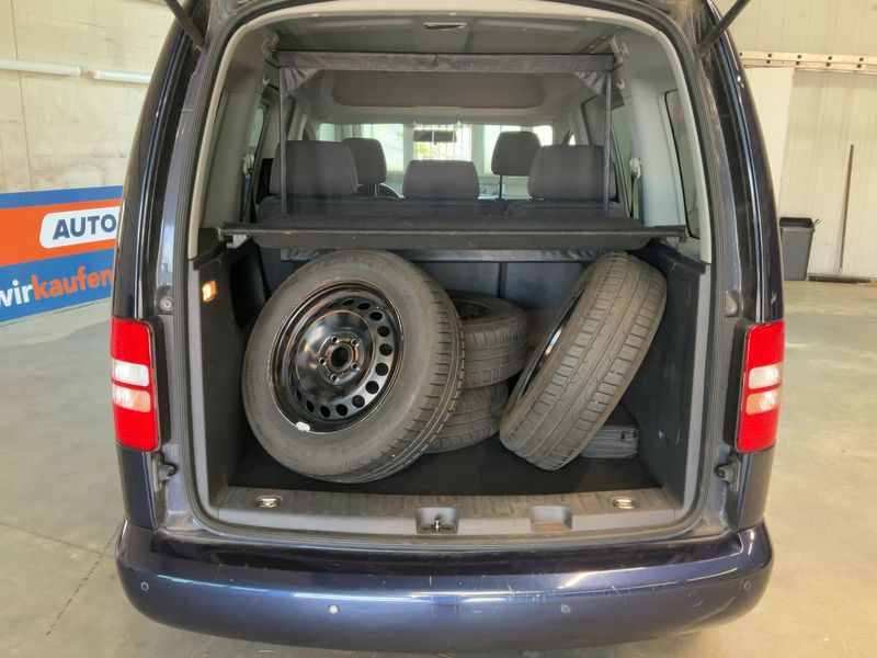 Volkswagen Caddy 1.6 TDI Team 2014 – снимка 16