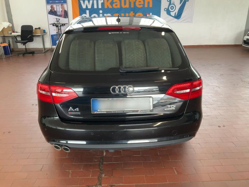 Audi A4 2.0 TDI quattro S line Sportpaket plus 2015 – снимка 7