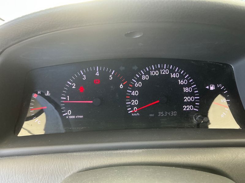Toyota Corolla 2.0 D-4D Sol 2005 – снимка 4