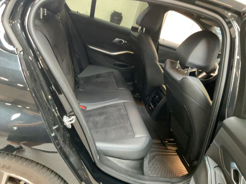 BMW 3er 320i M Sport 2022 – снимка 19