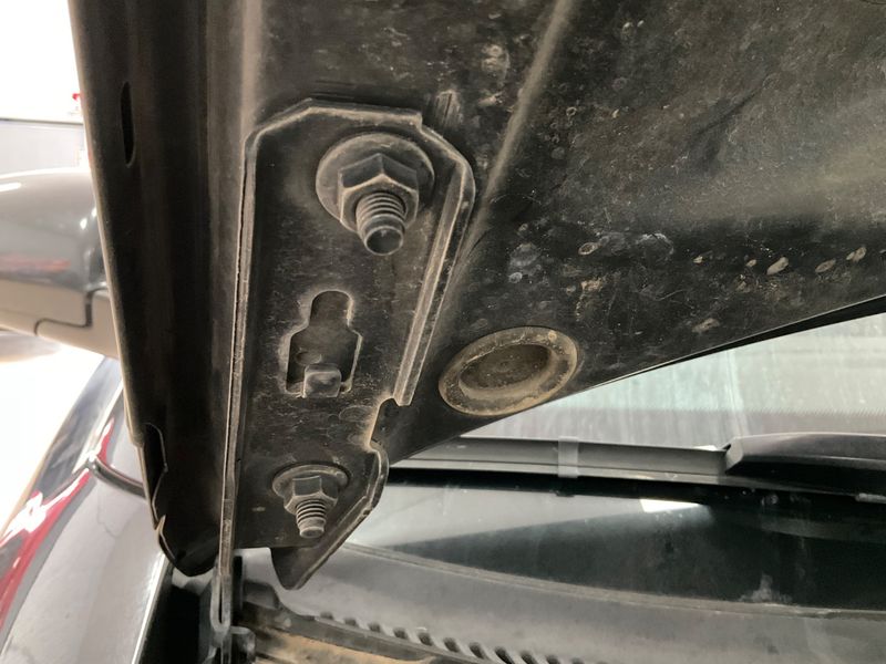 Audi A4 2.0 TDI 2006 – снимка на щета