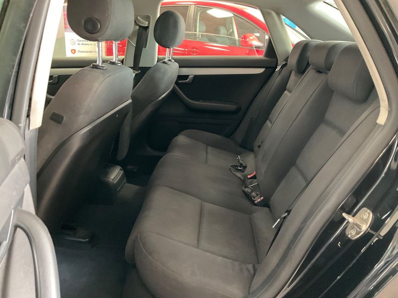 Audi A4 2.0 TDI 2006 – снимка на щета