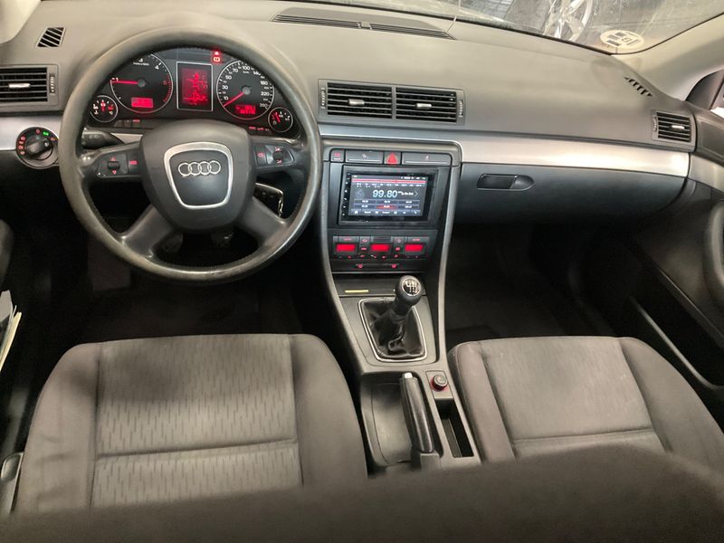 Audi A4 2.0 TDI 2006 – снимка на щета