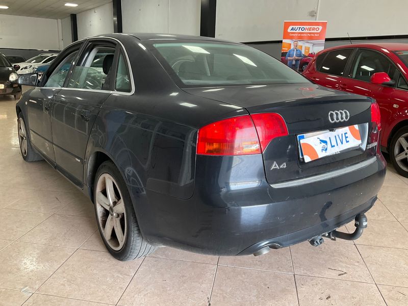 Audi A4 2.0 TDI 2006 – снимка на щета