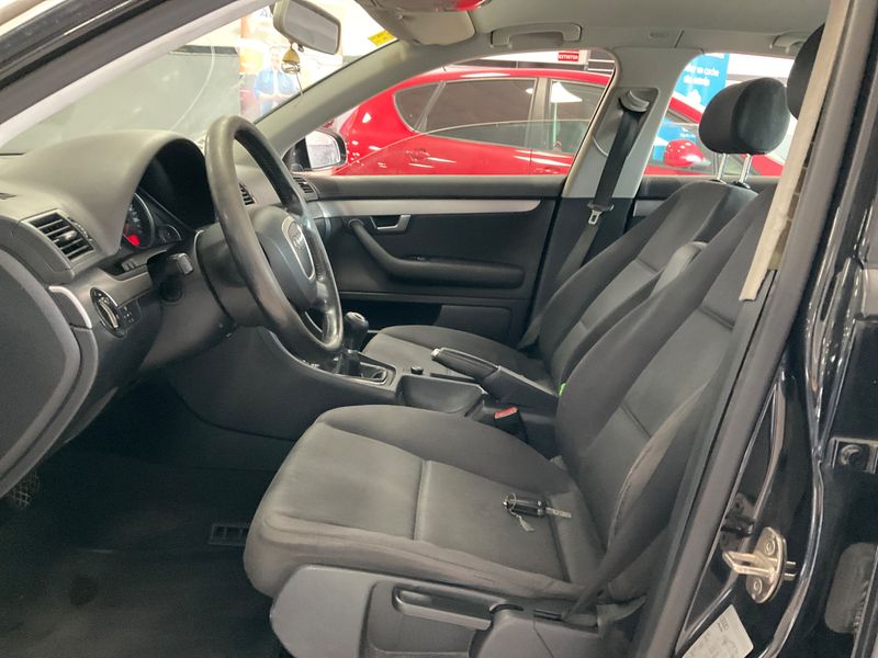Audi A4 2.0 TDI 2006 – снимка на щета