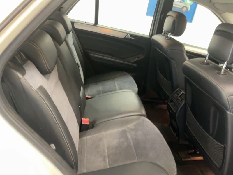 Mercedes-Benz M-Klasse ML 350 CDI 4Matic 2011 – снимка 19