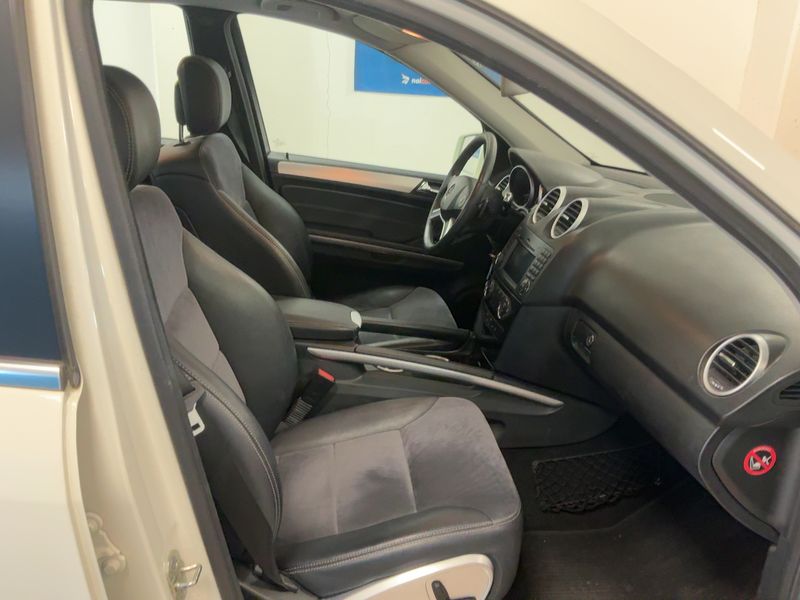 Mercedes-Benz M-Klasse ML 350 CDI 4Matic 2011 – снимка 16