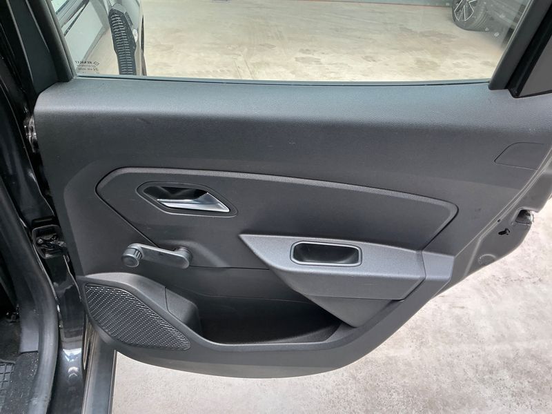 Dacia Duster 1.5 Blue dCi Comfort 2019 – снимка 26