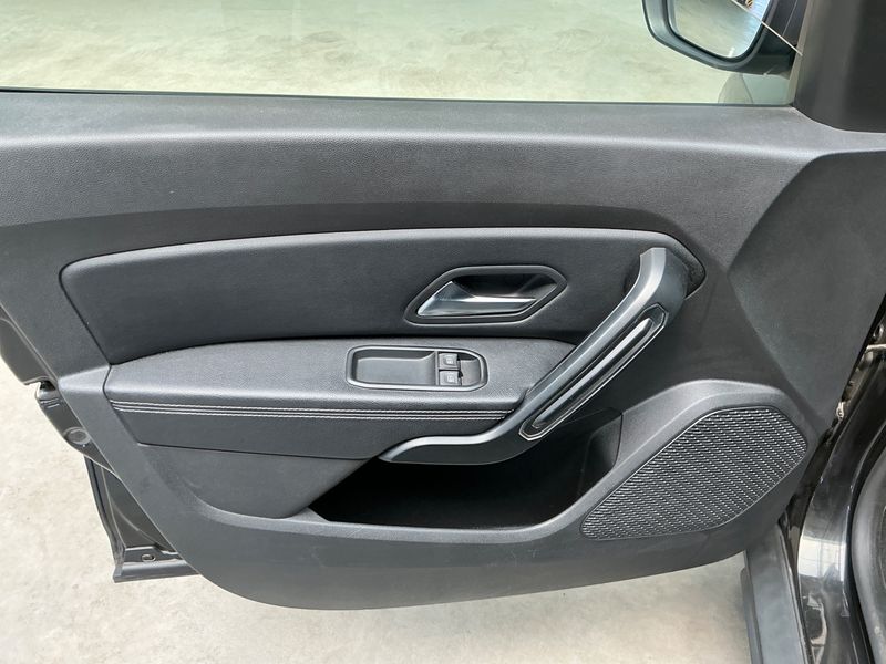 Dacia Duster 1.5 Blue dCi Comfort 2019 – снимка 23