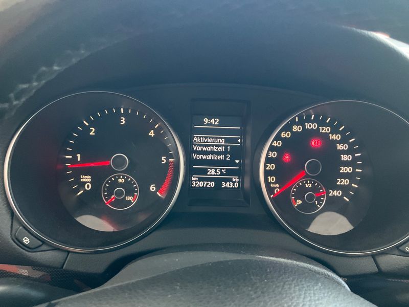Volkswagen Golf VI 2.0 TDI Comfortline 2009 – снимка 4