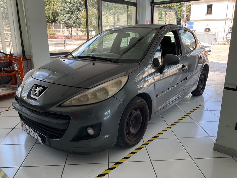Peugeot 207 1.4 X Line 2010 – снимка 1