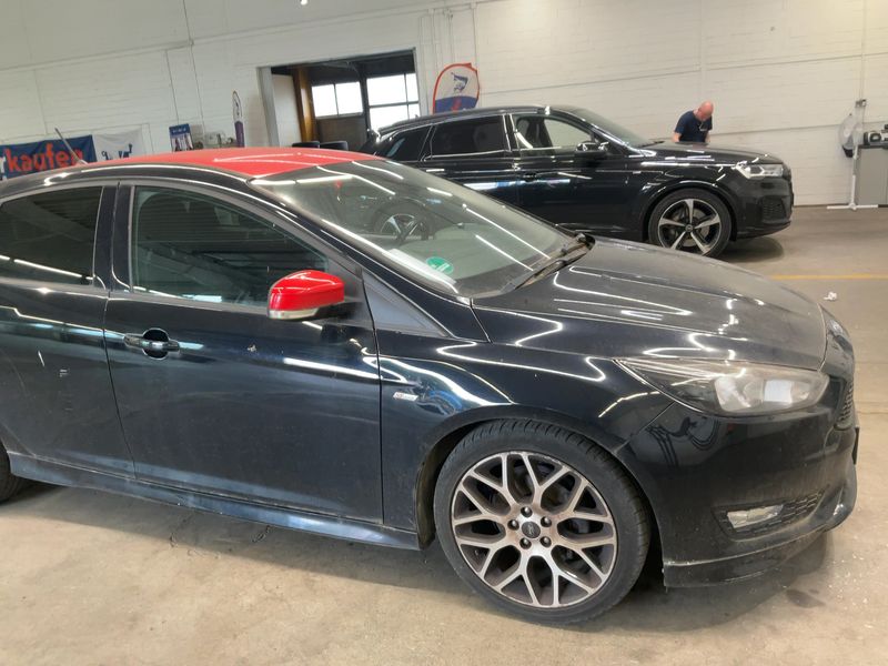 Ford Focus 1.0 EcoBoost ST-Line 2018 – снимка 12