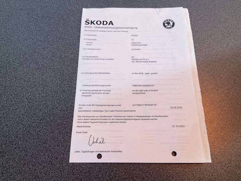 Skoda Octavia 1.6 FSI Ambiente 2005 – снимка 6