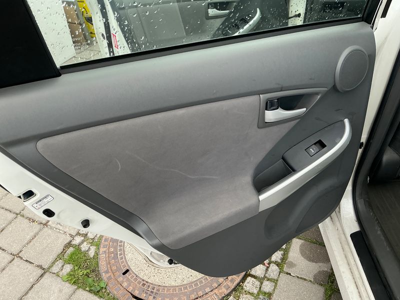 Toyota Prius 1.8 Life 2009 – снимка 25