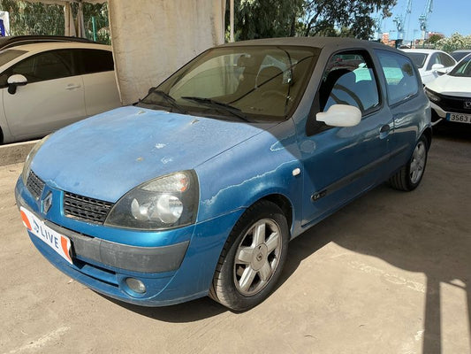 Renault Clio 1.4 Dynamique 2002 – снимка 1