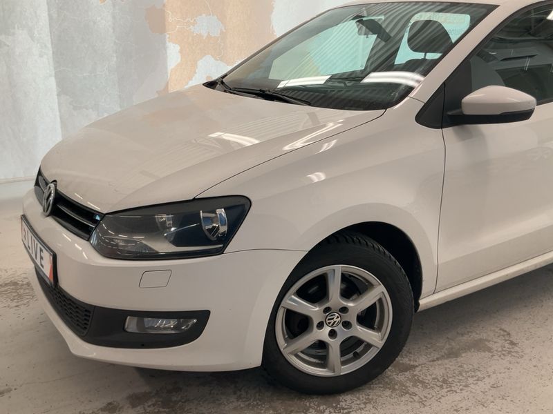 Volkswagen Polo 1.4 FSI Comfortline 2014 – снимка 2