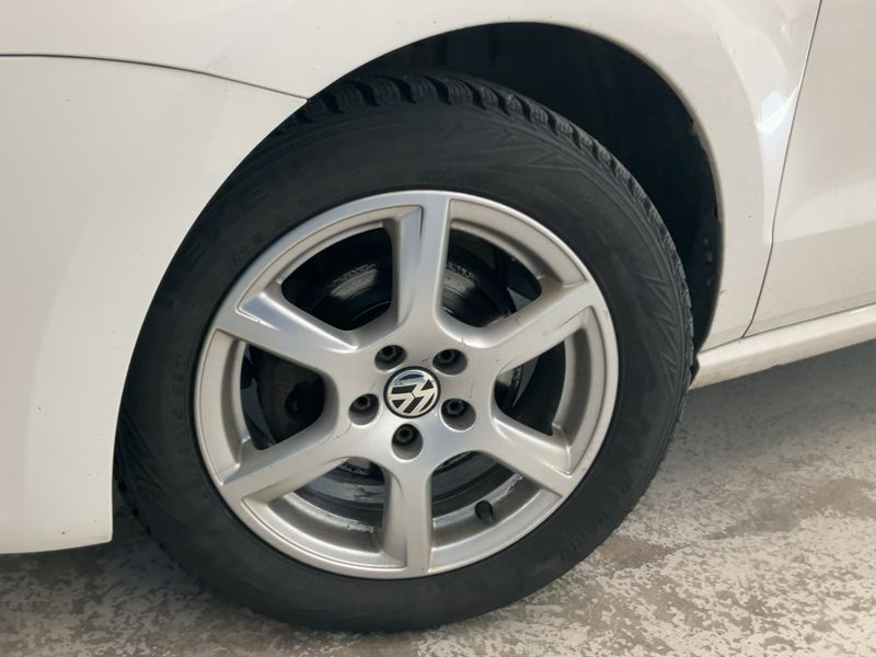 Volkswagen Polo 1.4 FSI Comfortline 2014 – снимка 3