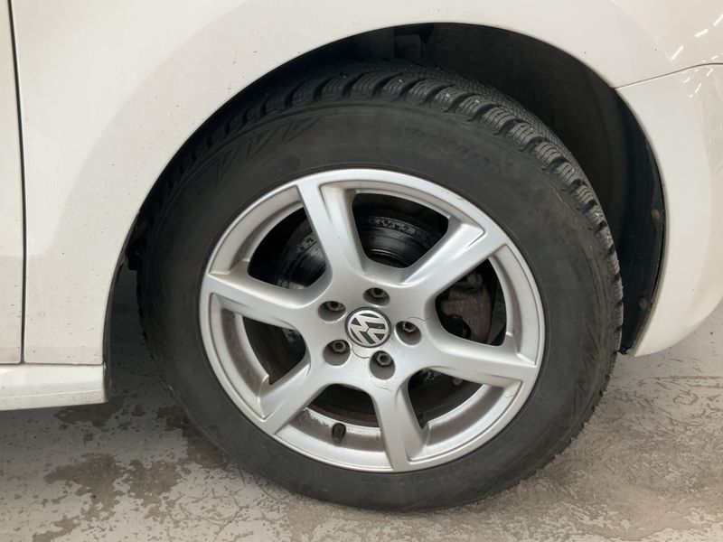 Volkswagen Polo 1.4 FSI Comfortline 2014 – снимка 11