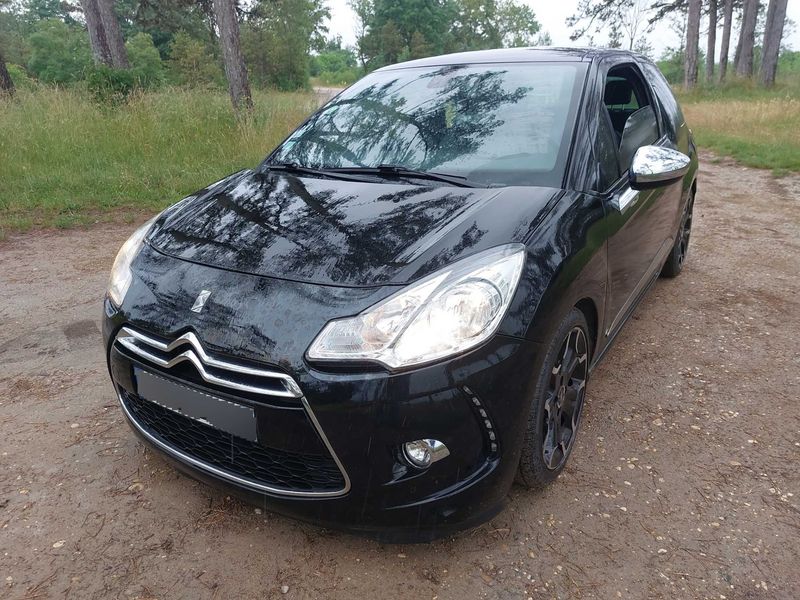 Citroen DS3 1.6 e-HDi SportChic 2014 – снимка 1