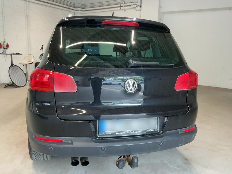 Volkswagen Tiguan 2.0 TSI Sport & Style 4Motion 2011 – снимка 7