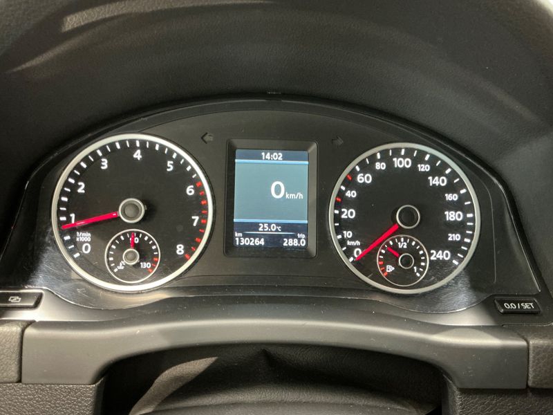 Volkswagen Tiguan 2.0 TSI Sport & Style 4Motion 2011 – снимка 19