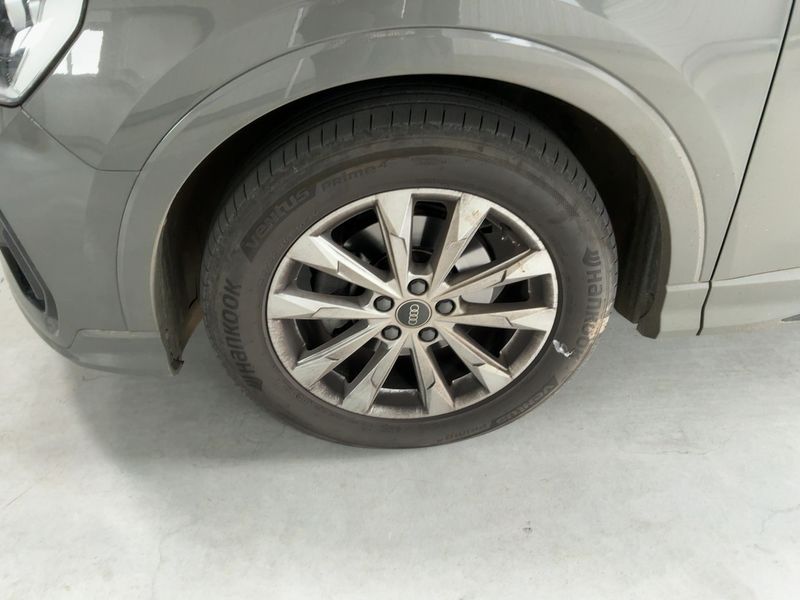 Audi Q3 35 TDI S line 2023 – снимка 3
