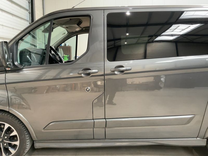 Ford Tourneo Custom 2.0 TDCi 320 L1 Tourneo Sport 2019 – снимка 4