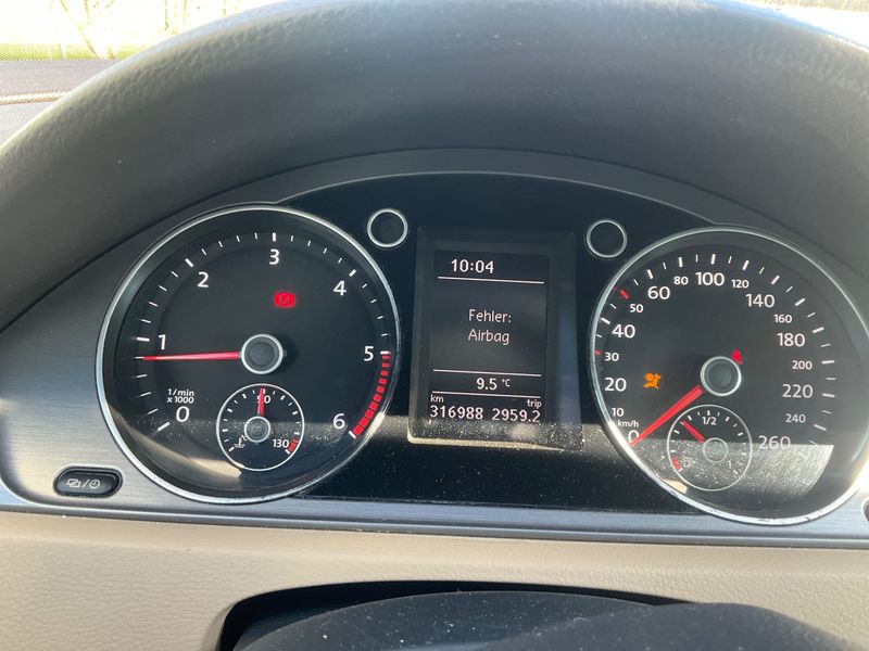 Volkswagen Passat 2.0 TDI Comfortline BlueMotion Tech 2013 – снимка 43