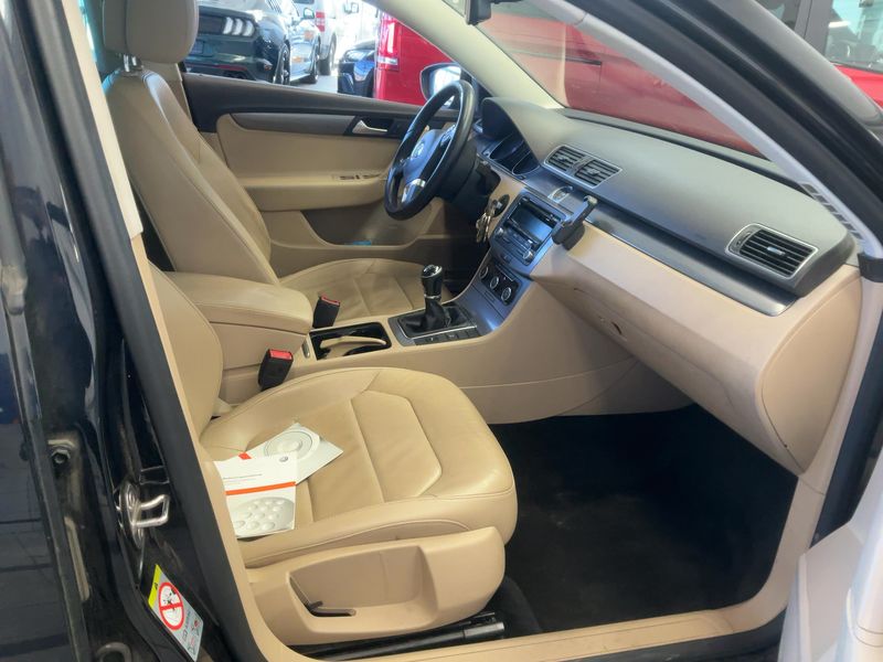 Volkswagen Passat 2.0 TDI Comfortline BlueMotion Tech 2013 – снимка 17