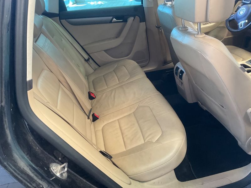 Volkswagen Passat 2.0 TDI Comfortline BlueMotion Tech 2013 – снимка 47