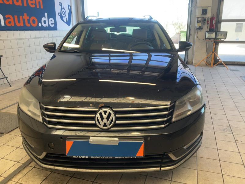 Volkswagen Passat 2.0 TDI Comfortline BlueMotion Tech 2013 – снимка 14