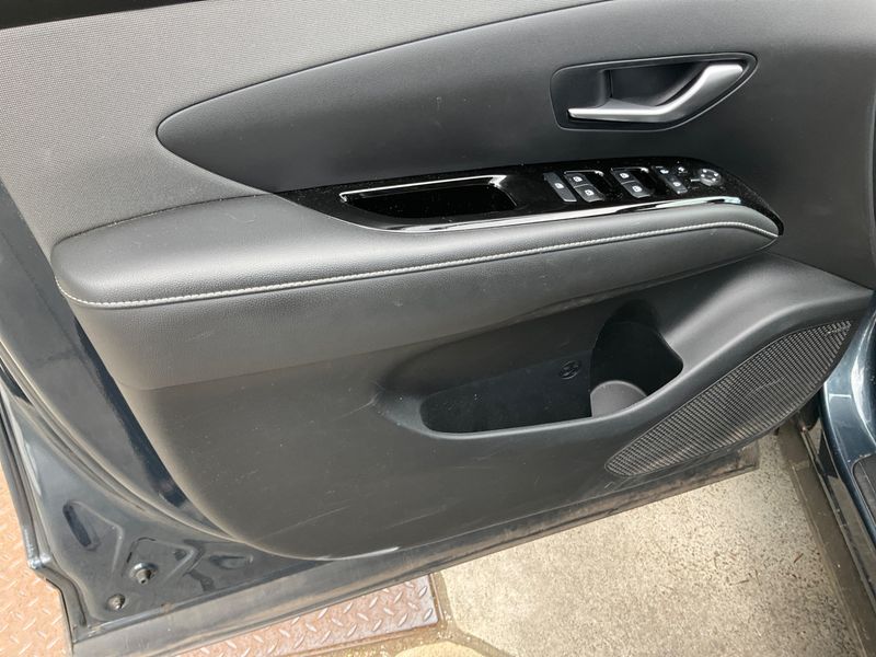 Hyundai Tucson 1.6 T-GDI Mild-Hybrid Blackline 4WD 2023 – снимка 23
