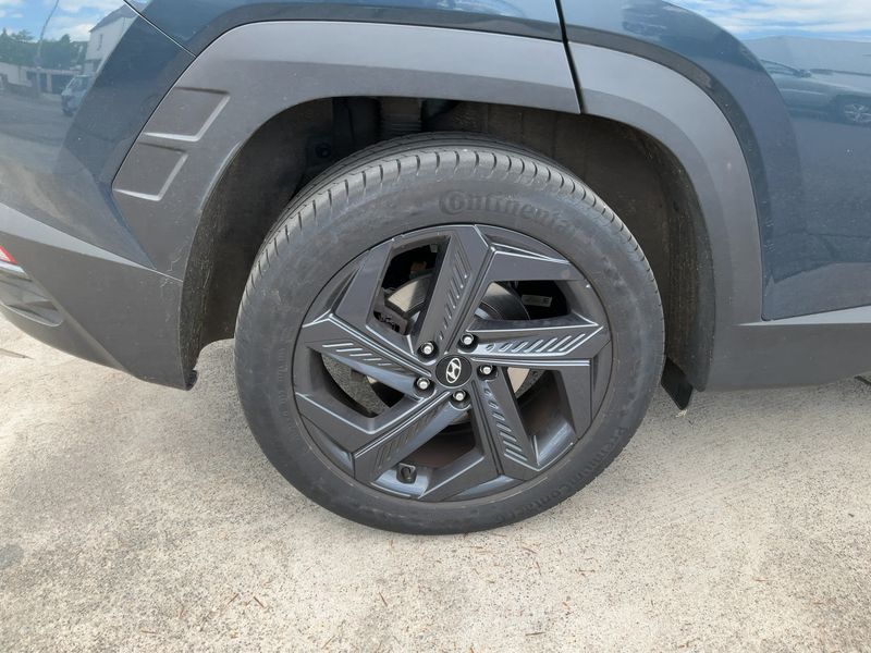 Hyundai Tucson 1.6 T-GDI Mild-Hybrid Blackline 4WD 2023 – снимка 9
