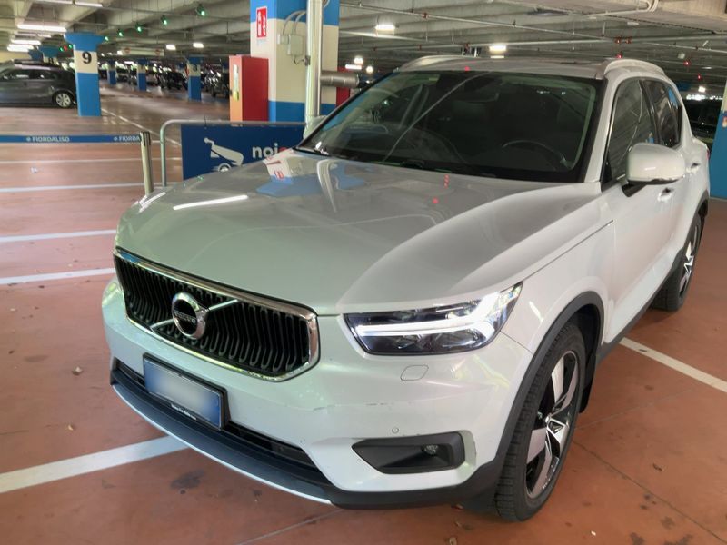 Volvo XC40 2.0 D3 Business Plus AWD 2019 – снимка 1