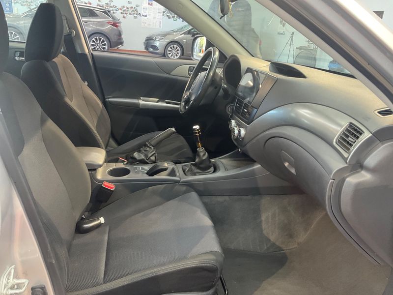 Subaru Impreza 2.0 Comfort 2007 – снимка 3