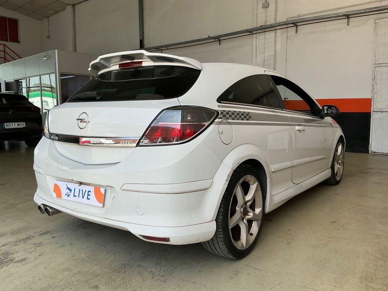 Opel Astra GTC 1.6 Sport 2008 – снимка 2