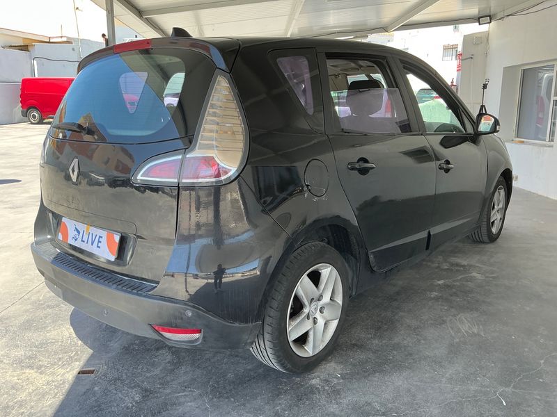 Renault Scenic 1.5 dCi Expression 2012 – снимка 2