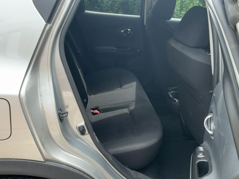Nissan Juke 1.6 Acenta 2013 – снимка 20