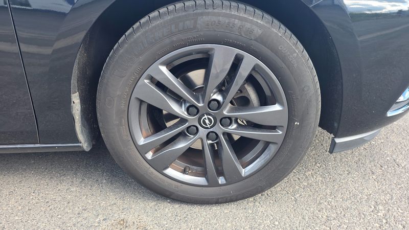 Opel Astra 1.4 SIDI Turbo 120 Jahre Start/Stop 2019 – снимка 11