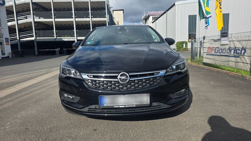 Opel Astra 1.4 SIDI Turbo 120 Jahre Start/Stop 2019 – снимка 14