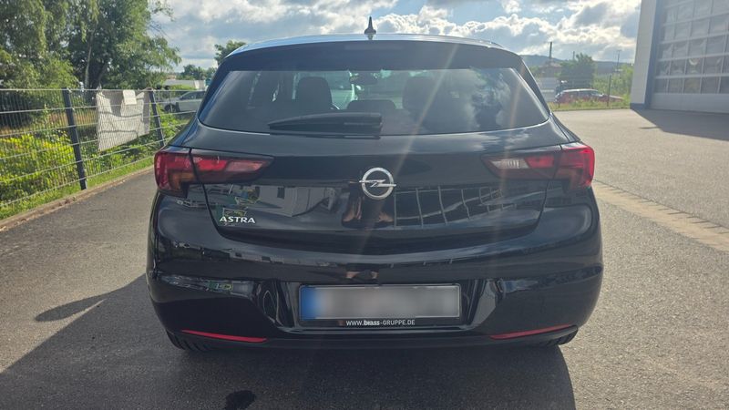 Opel Astra 1.4 SIDI Turbo 120 Jahre Start/Stop 2019 – снимка 7