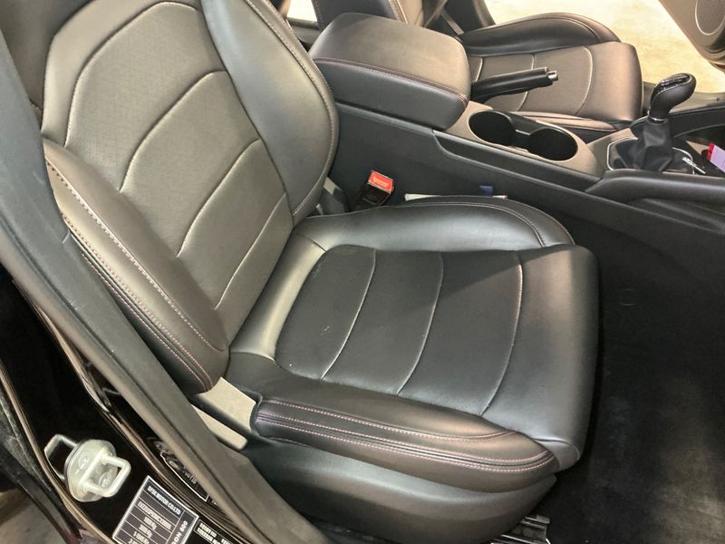 Ssangyong Tivoli 1.5 Black Line 4x2 2023 – снимка 26
