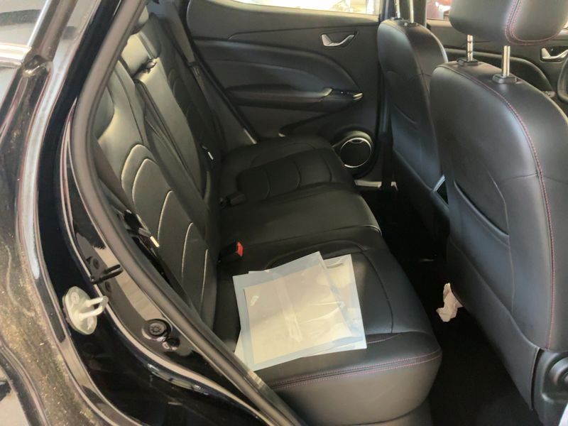 Ssangyong Tivoli 1.5 Black Line 4x2 2023 – снимка 19