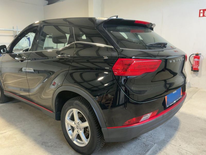 Ssangyong Tivoli 1.5 Black Line 4x2 2023 – снимка 6