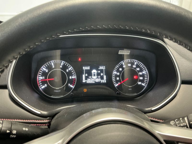 Ssangyong Tivoli 1.5 Black Line 4x2 2023 – снимка 18