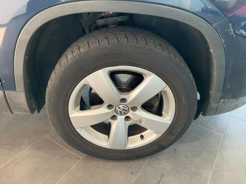 Volkswagen Tiguan 1.4 TSI BlueMotion Tech 2013 – снимка 11