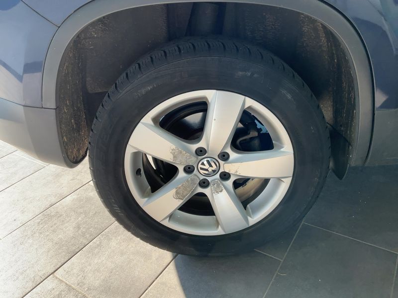 Volkswagen Tiguan 1.4 TSI BlueMotion Tech 2013 – снимка 9