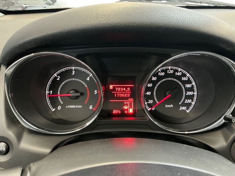 Citroen C4 Aircross 1.6 e-HDi Feel Edition 4x2 2016 – снимка 18