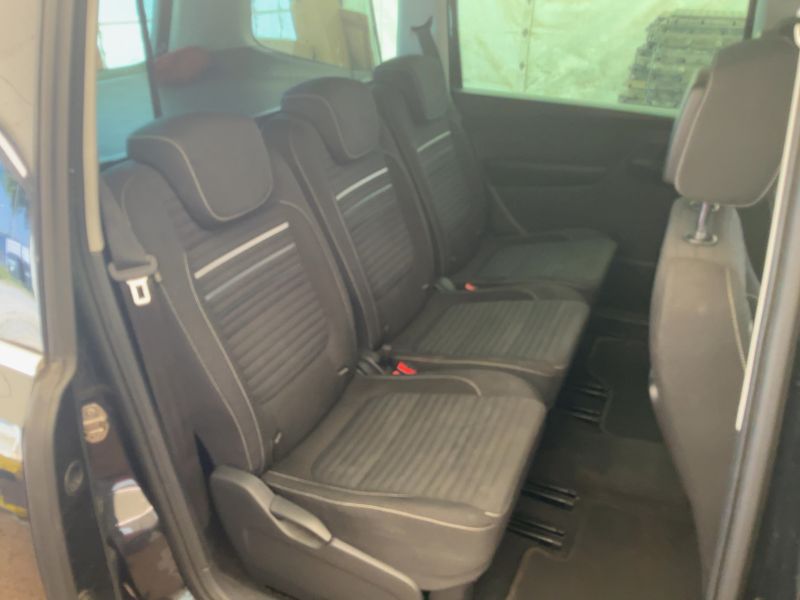 Volkswagen Sharan 2.0 TDI Cup BlueMotion Tech 2015 – снимка 20